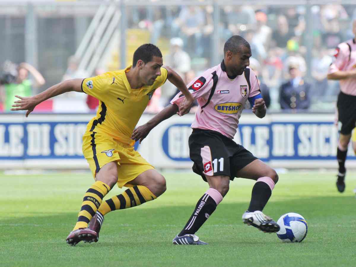 Ettore Mendicino in azione con la maglia della Lazio