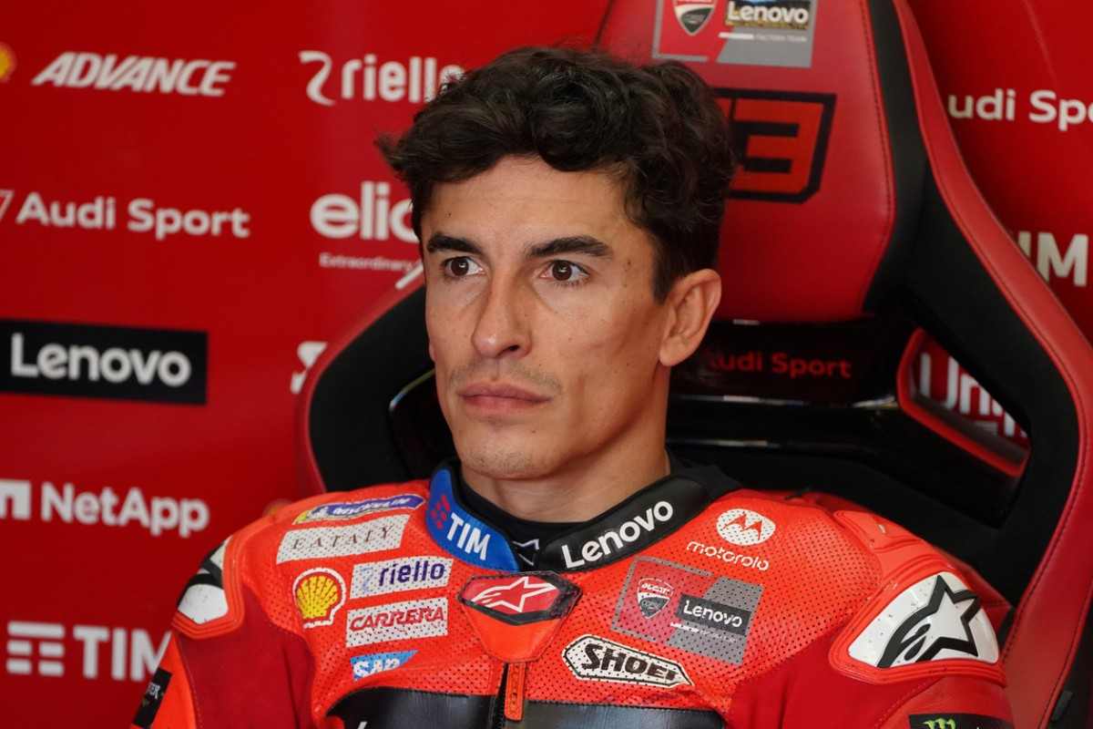 Marc Marquez nel box Ducati