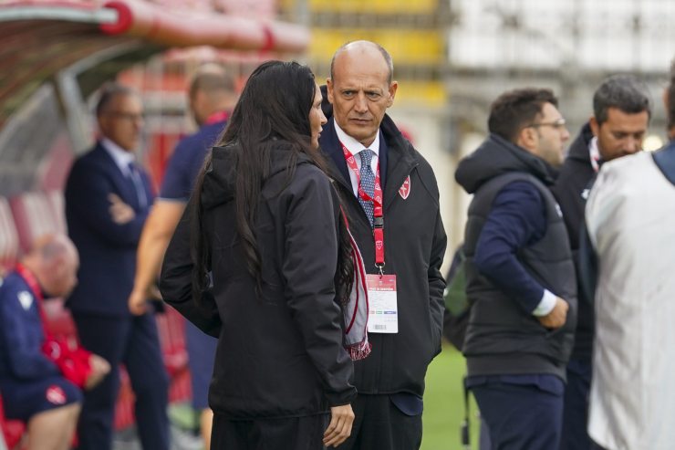 Mauro Baldissoni in campo prima di Monza-Padova